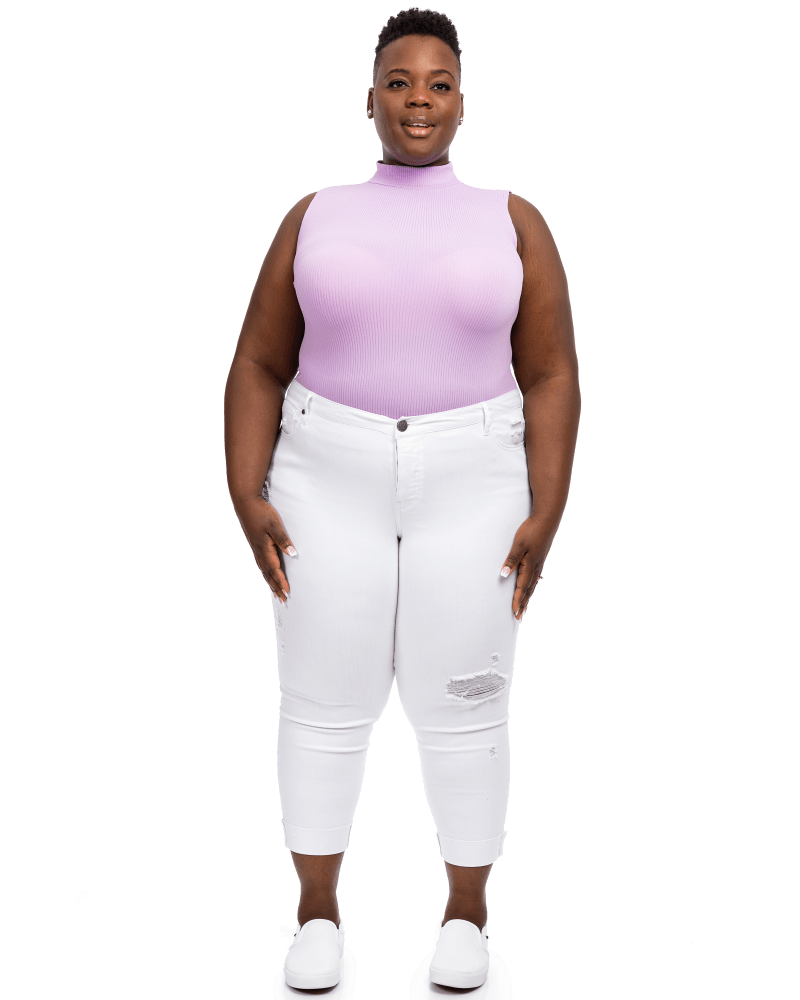 Front of a model wearing a size 14W Margot Slim Girlfriend Jeans in Gisselle by 1822 Denim. | dia_product_style_image_id:202949